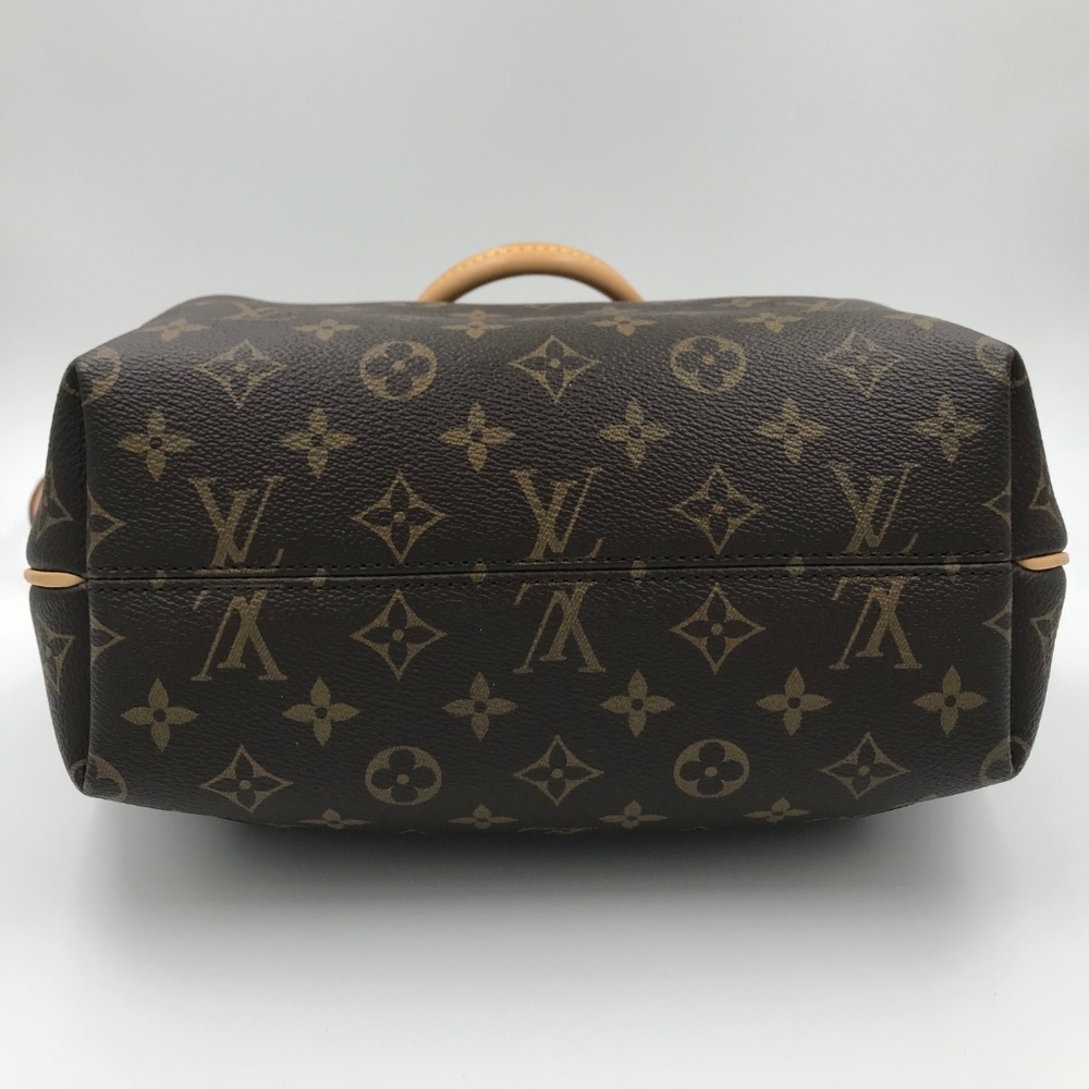❤️SOLD❤️Authentic Louis Vuitton Monogram  Turenne - Picture 4 of 8